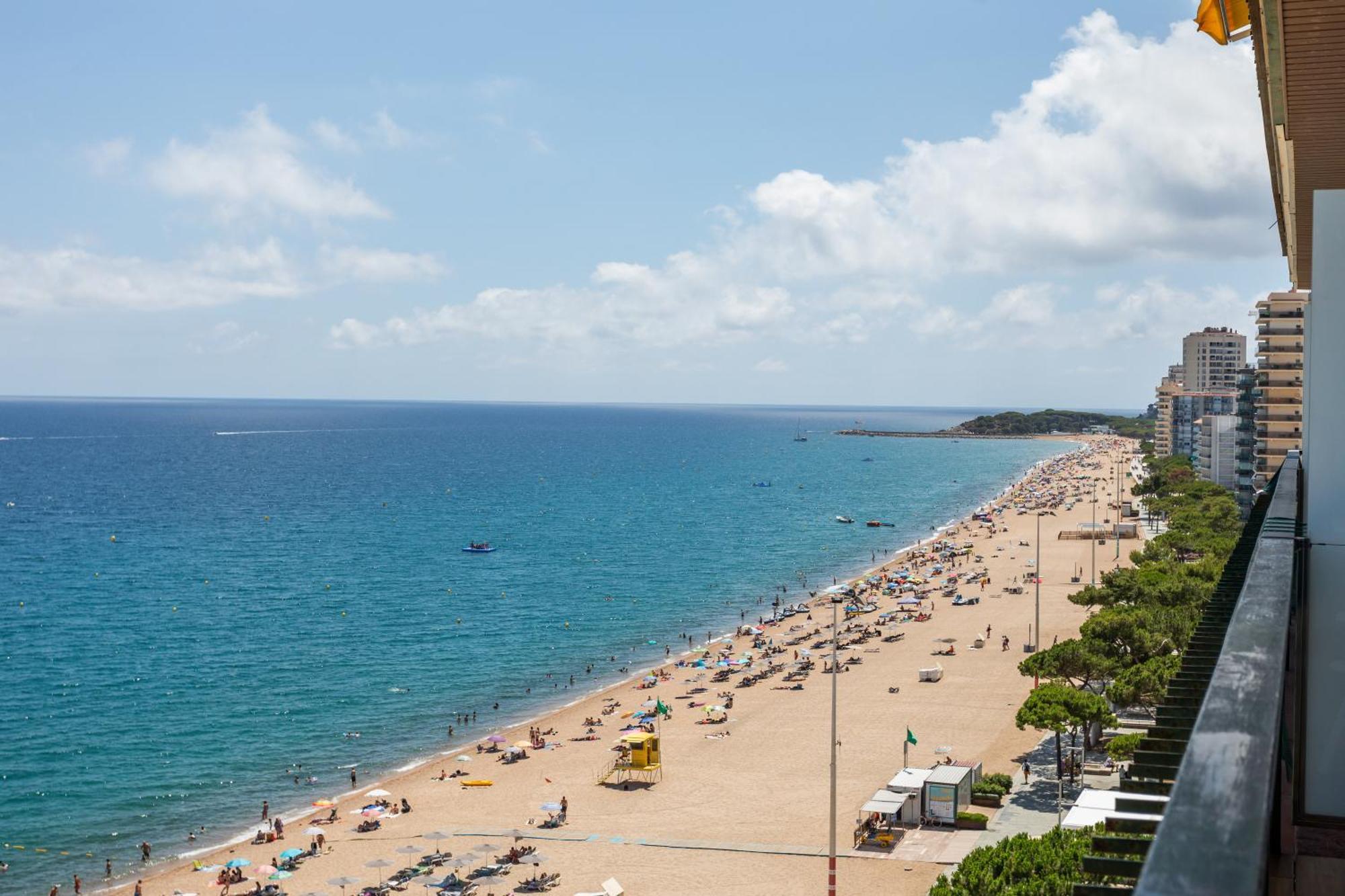 Pis Embaixador 1A Linea De Mar Daire Platja d'Aro Dış mekan fotoğraf